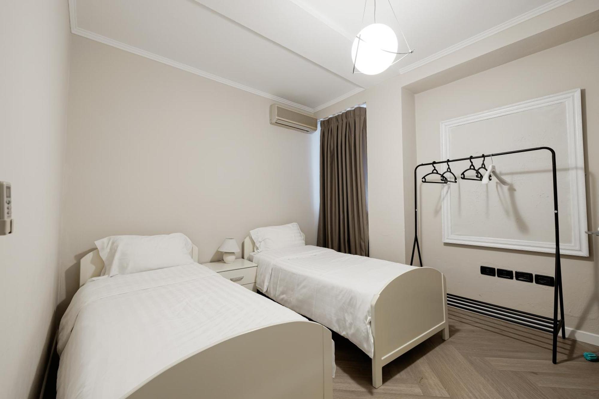 Boutique Hotel Whisky Tirana Bagian luar foto