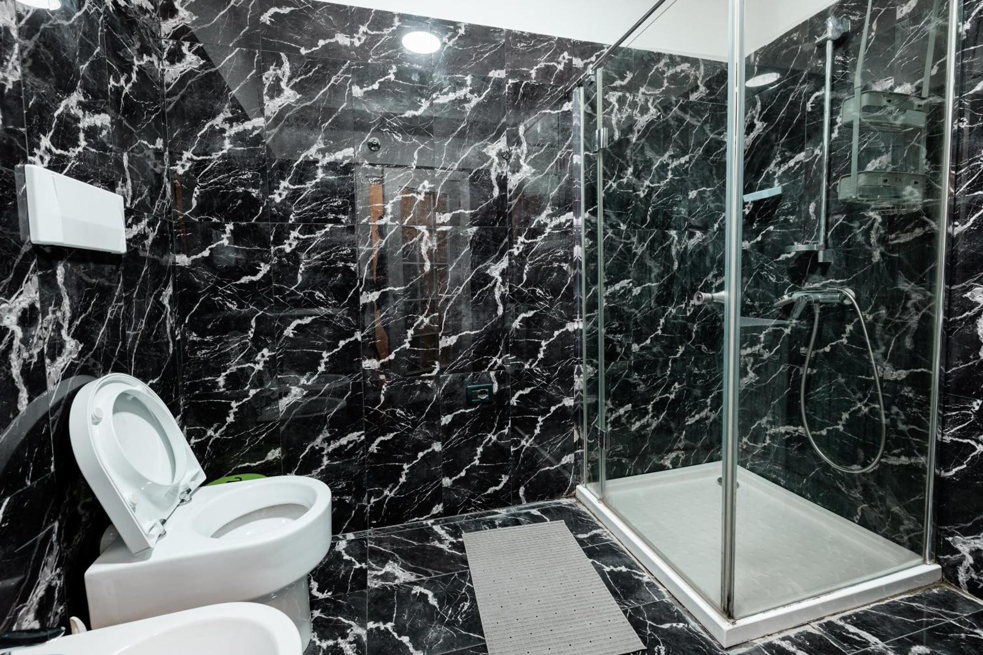 Boutique Hotel Whisky Tirana Ruang foto